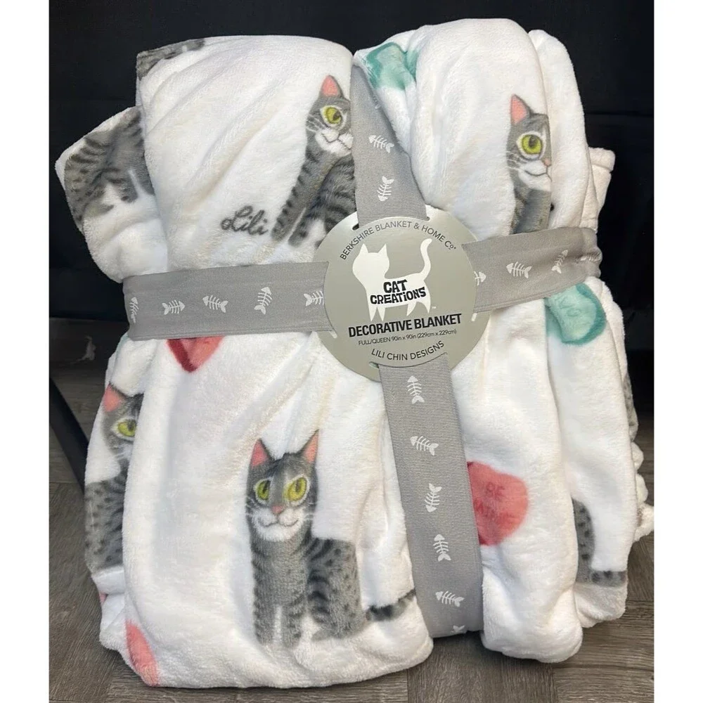 Cat Valentine’s Candy Sweethearts Full/Queen Fleece Blanket